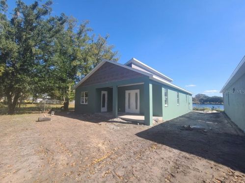 215 Burbank Ave, Lakeland, FL 33801-2408