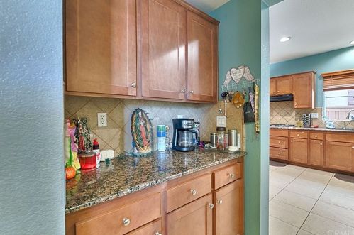 19515 Palomar St, Lake Elsinore CA  92530-6393 exterior