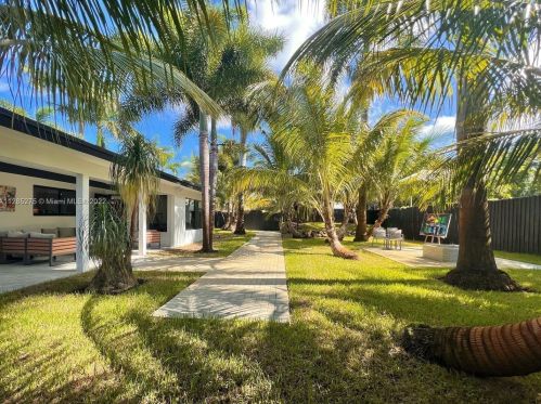 1201 3 Ave, Boca Raton FL  33432-2653 exterior
