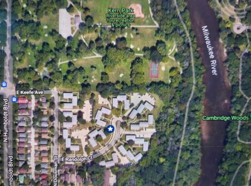 1328 Randolph Ct, Milwaukee WI  53212-1849 exterior