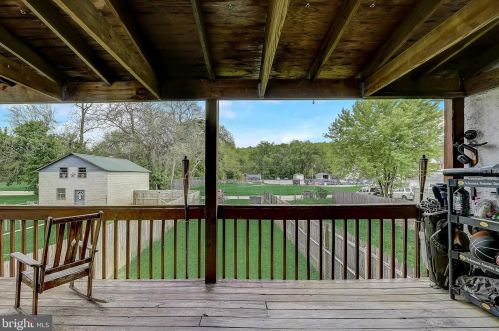 132 Viaduct Ave, Downingtown PA  19335-2847 exterior