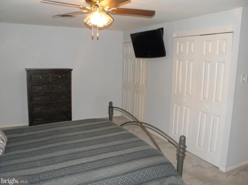 11008 Keswick Rd, Philadelphia PA  19154-4137 exterior