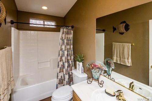 2446 Highland Trl, Bullhead City AZ  86442-8756 exterior