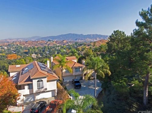 23456 Windcrest Pl, Santa Clarita, CA 91321-3558