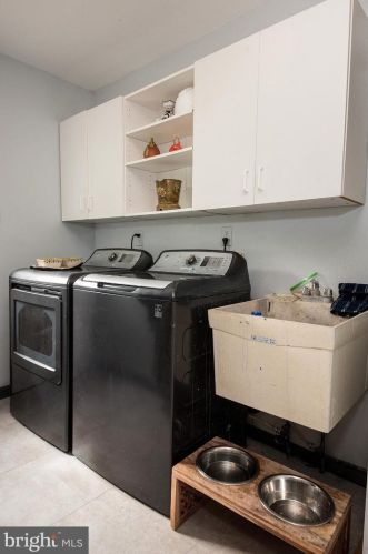 1700 Concord Ct, Blue Bell PA  19422-1336 exterior