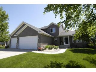 1871 Evergreen Ln, Prior Lake, MN 55379-4456