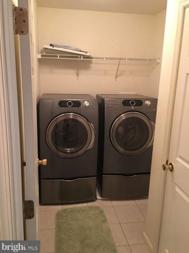 6641 Mine Dr, Macungie PA  18062-8713 exterior