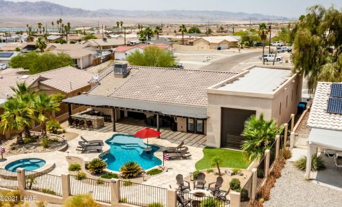 2230 Catamaran Dr, Lake Havasu City, AZ 86404-1122