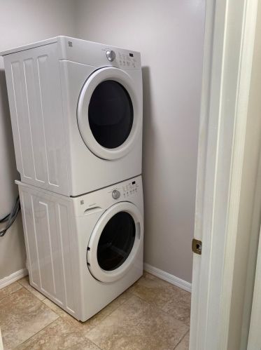 1012 Longfellow Rd, Fort Pierce FL  34953-2329 exterior