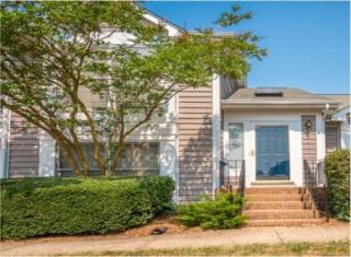 8261 Legare Ct, Charlotte, NC 28210-7234