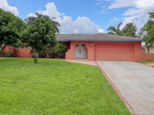 703 33rd Ter, Cape Coral, FL 33904-4929
