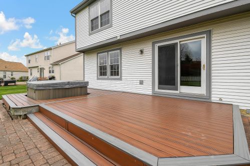 2815 Wynridge Dr, Darbydale OH  43123-8709 exterior