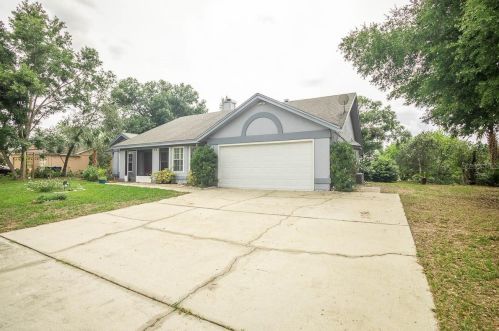 6156 Brookhill Cir, Orlando, FL 32810-3953