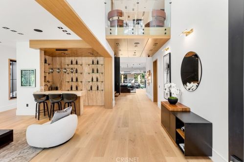 4508 Haskell Ave, Van Nuys CA  91436-3148 exterior