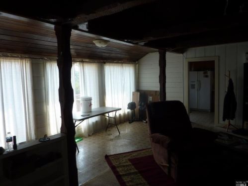 285 Sherwood Rd, Willits CA  95490-9501 exterior