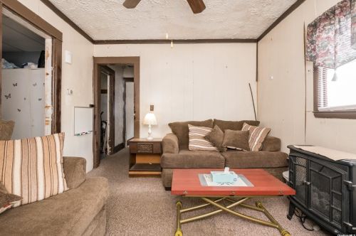 95 Ferndale Blvd, Islip Manor NY  11751-2821 exterior