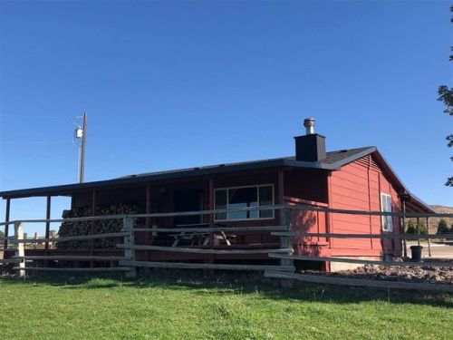 2211 Little Basin Rd, Glenns Ferry, ID 83633-3321
