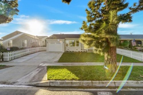 5209 Premiere Ave, Lakewood, CA 90712-2715