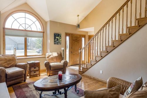 4108 Westview Ln, Oshkosh, WI 54904-6902