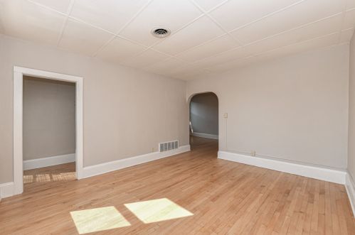 3115 Brisbane Ave, Milwaukee WI 53207-2605 exterior