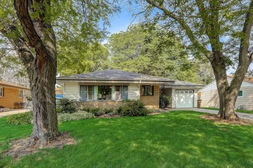 5464 Dexter Ave, Milwaukee, WI 53209-5042