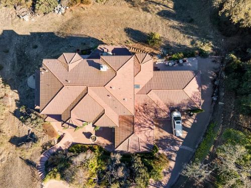 18600 Castle Ridge Dr, Morgan Hill, CA 95037-8947