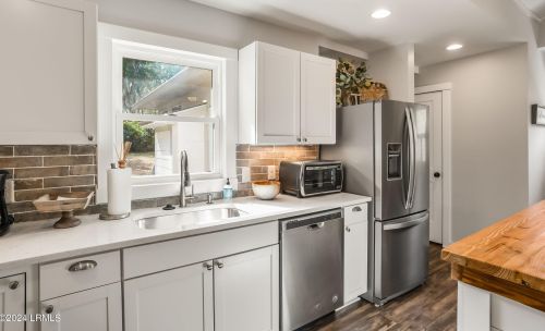 1902 Park Ave, Beaufort SC  29902-3816 exterior