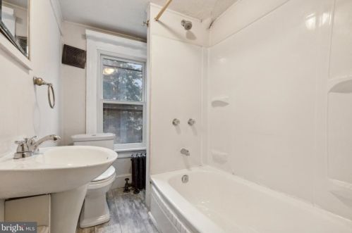 345 Chestnut St, Pottstown PA  19464-5638 exterior