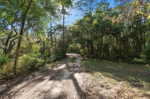 4858 Apopka Vineland Rd, Orlando FL 32818-8431 exterior