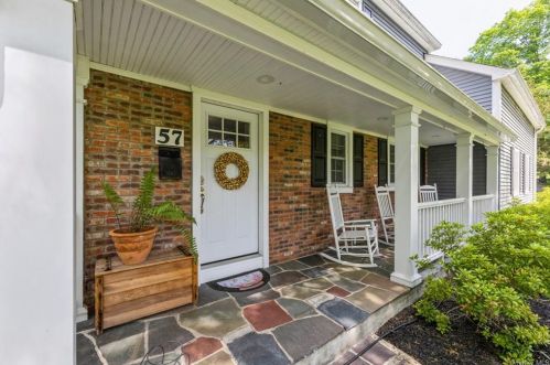 57 Mayer Dr, Airmont, NY 10901-3728