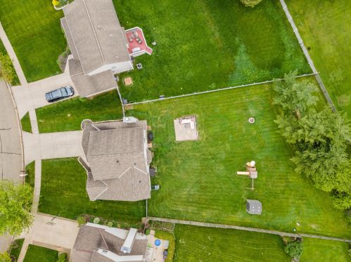 340 Cottage Grove Cir, Pataskala, OH 43062-9637