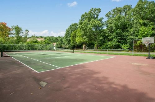 237 South St, Shrewsbury MA  01545-5437 exterior