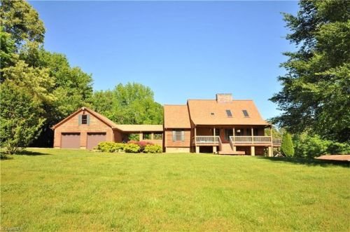 2041 Lick Fork Creek Rd, Ruffin, NC 27326-9155
