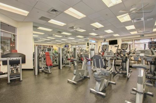 9860 Westminster Way, Elk Grove CA  95757-5124 exterior