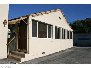 2037 1st St, Fort Myers FL  33901-3129 exterior