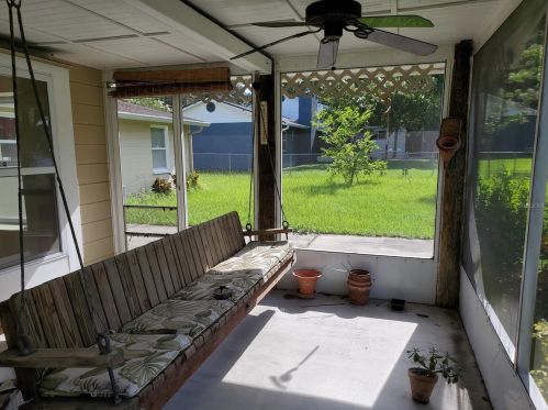 1203 162nd Ave, Lutz, FL 33549-3550