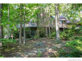 12507 Old Timber Rd, Charlotte, NC 28269-8711