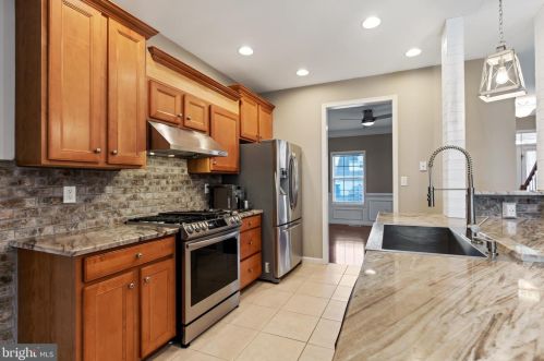 60 Silver Birch Dr, Lancaster PA  17602-7014 exterior