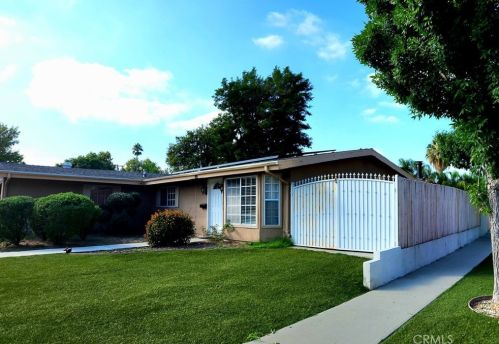 19003 Vicci St, Santa Clarita, CA 91351-3345