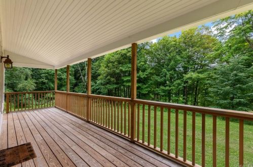 1004 Mountain Rd, Nelsonville, NY 10516-4350