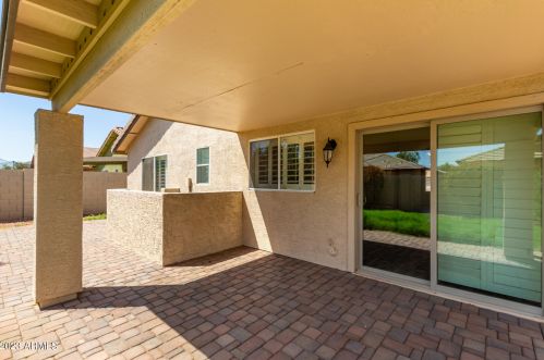 15441 Hearn Rd, Sun City AZ  85379-7070 exterior