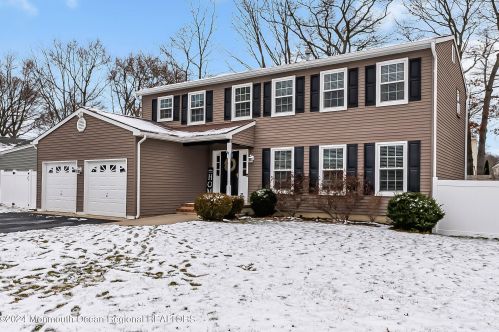 19 Conifer St, Wall Township NJ  07731-2620 exterior