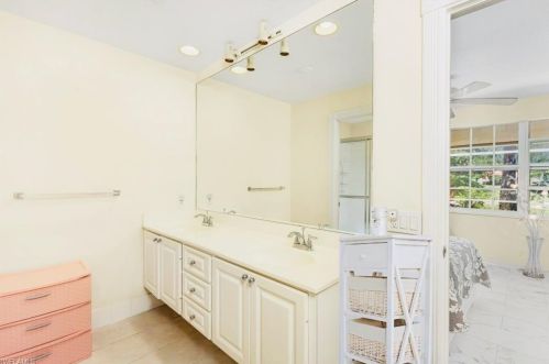 4199 Los Altos Ct, Naples FL  34109-1315 exterior