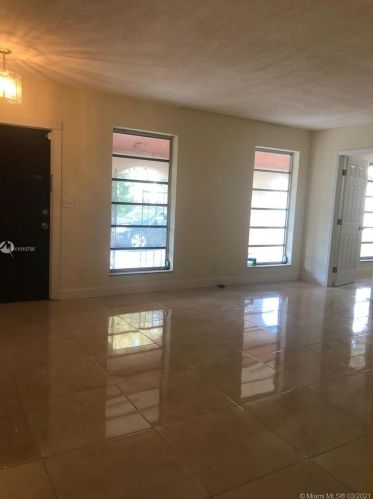 4900 36th Ct, Hollywood FL  33021-2231 exterior