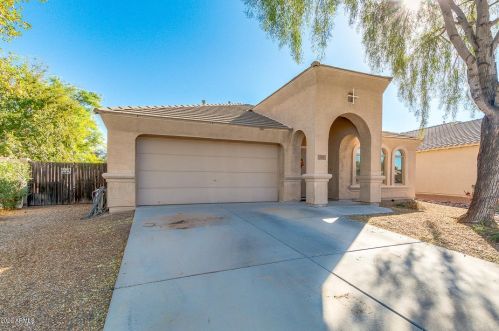 35 Cooper Canyon Rd, San Tan Valley, AZ 85143-6243