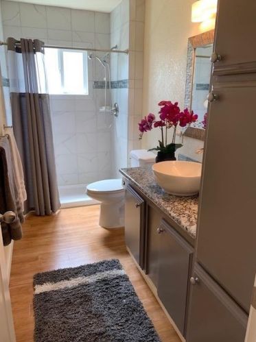 180 Overbrook Dr, Folsom CA  95630-1657 exterior