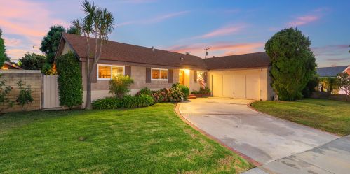 2304 Cloverdale Ave, Orange, CA 92867-2917