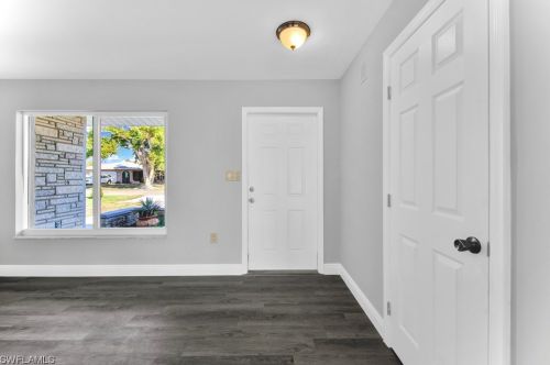 314 47th Ter, Cape Coral FL  33904-8511 exterior