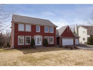 2664 Windsor Ln, Saint Paul, MN 55125-2792
