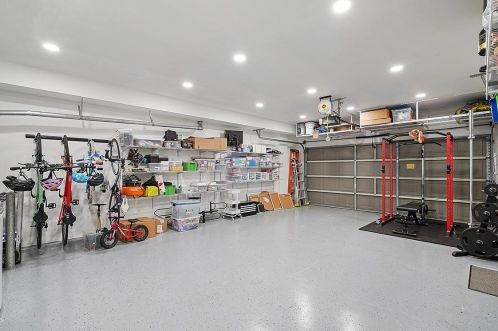 113 Estrada Dr, Mountain View CA  94043-5266 exterior